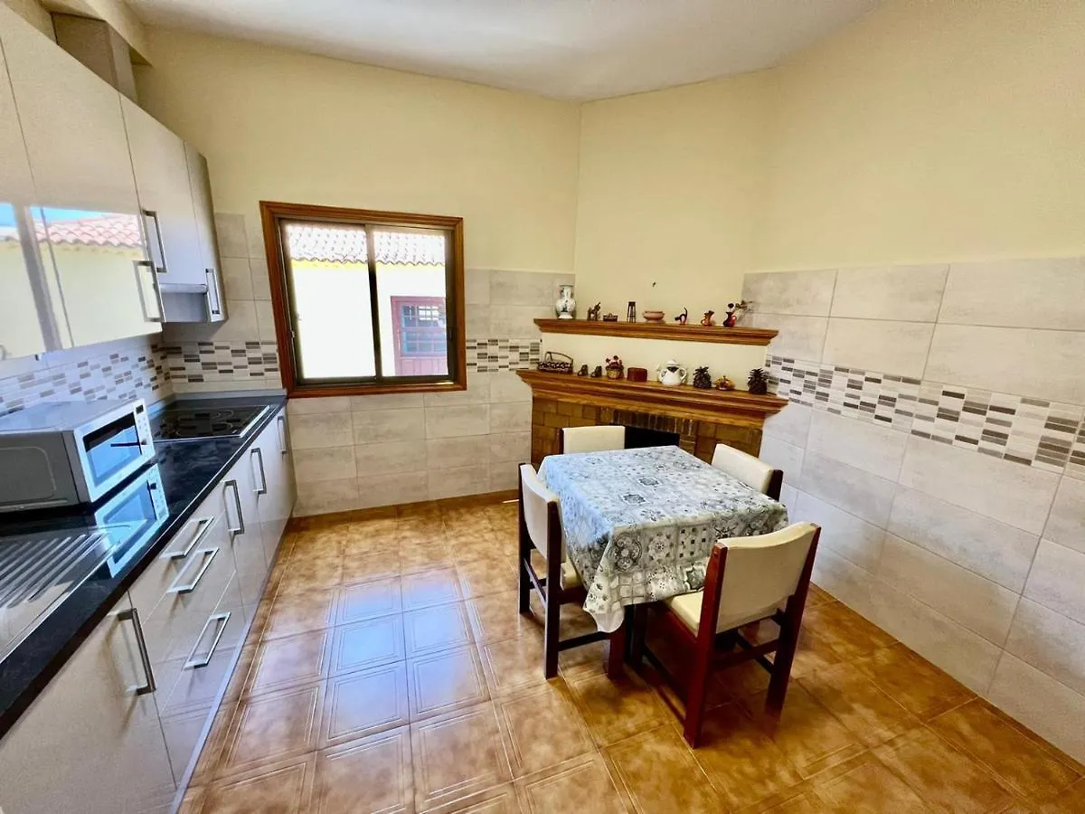 Lovely Spacious Apartment In The Center - Vilaflor
